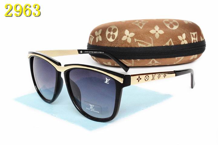 LV Sunglasses AAA-658