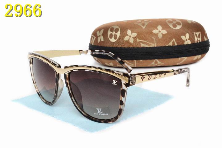 LV Sunglasses AAA-661