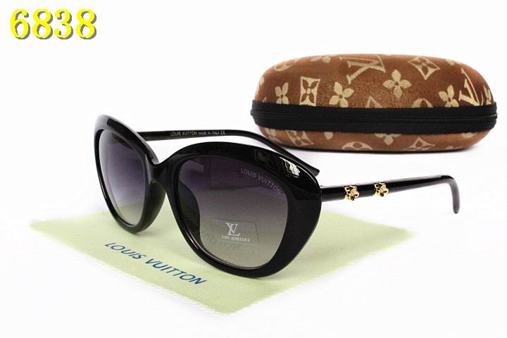 LV Sunglasses AAA-680