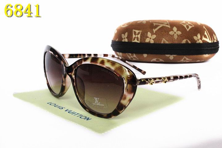 LV Sunglasses AAA-683