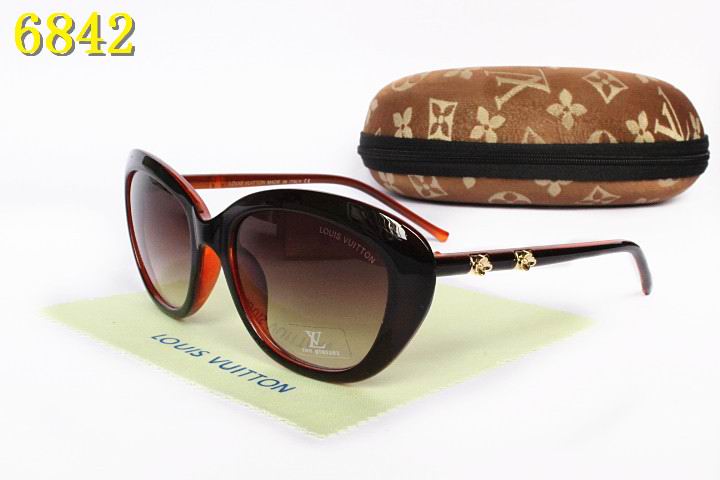 LV Sunglasses AAA-684