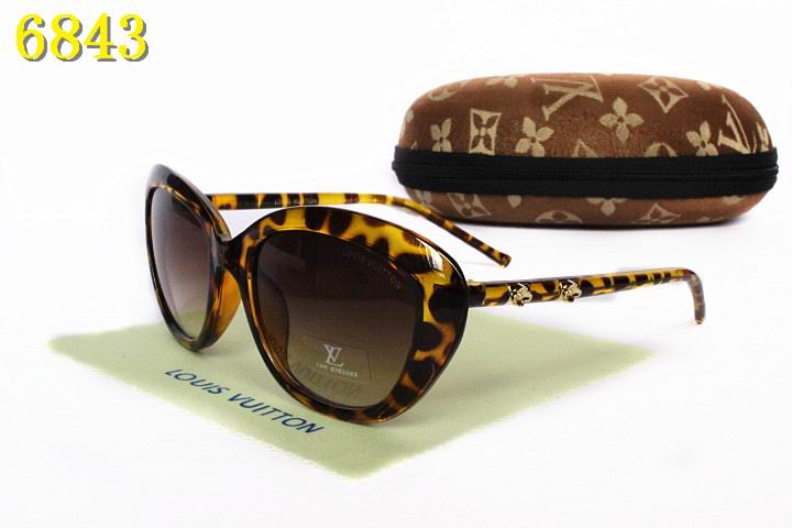 LV Sunglasses AAA-685