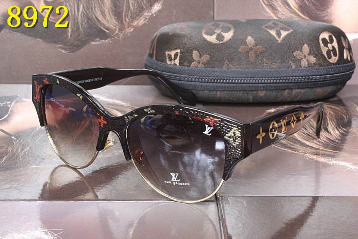 LV Sunglasses AAA-690