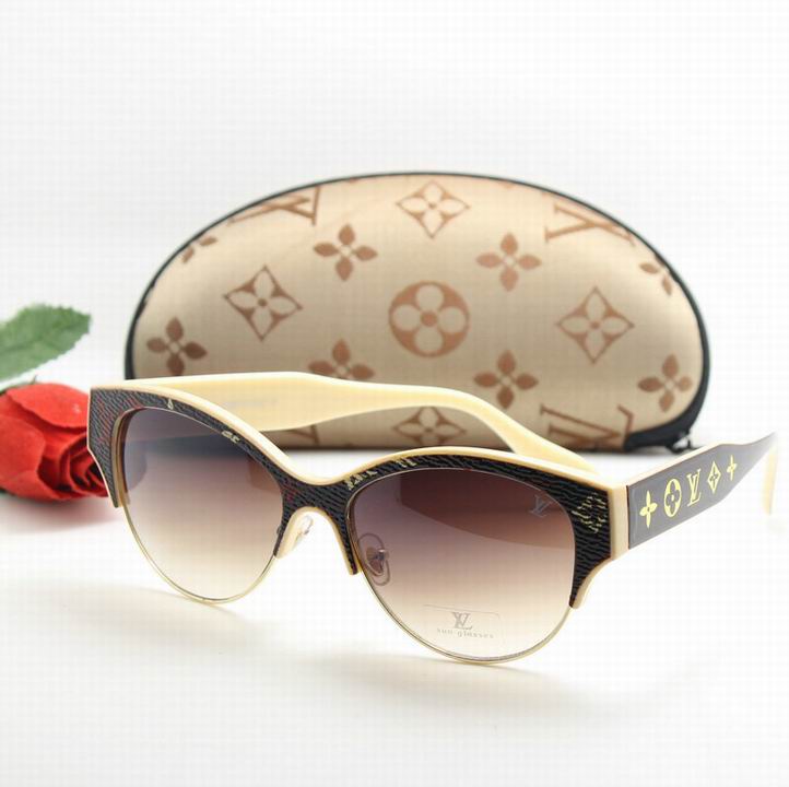 LV Sunglasses AAA-742