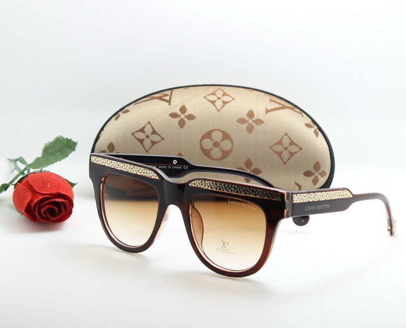 LV Sunglasses AAA-781