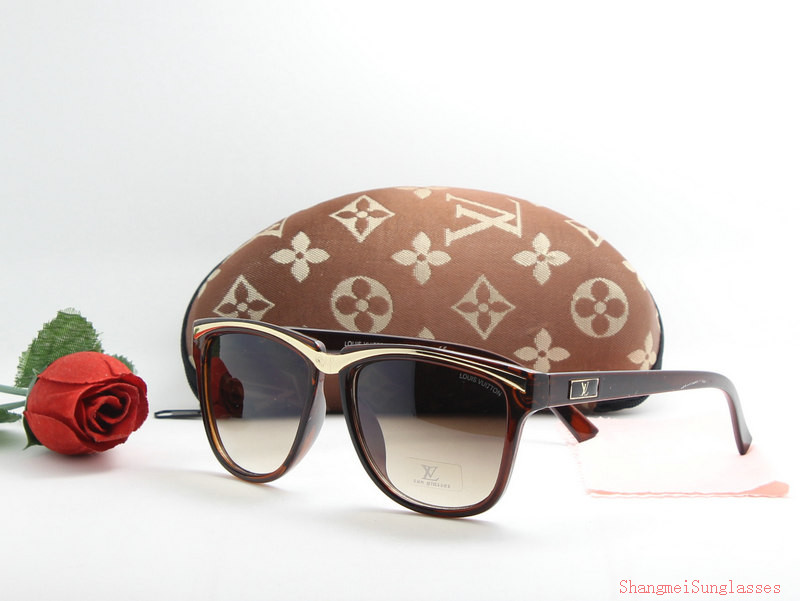 LV Sunglasses AAA-784