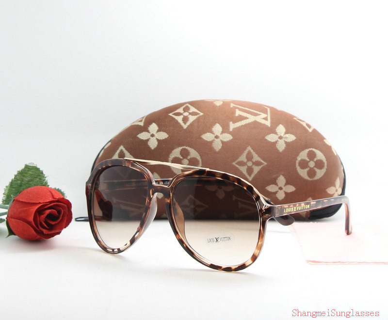 LV Sunglasses AAA-797