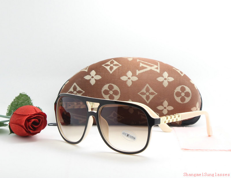 LV Sunglasses AAA-815