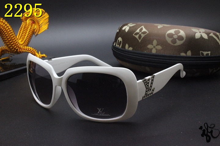 LV Sunglasses AAA-877