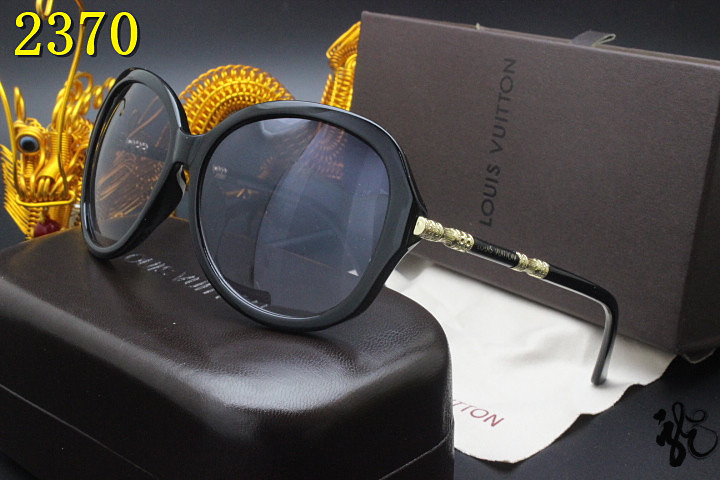 LV Sunglasses AAA-886