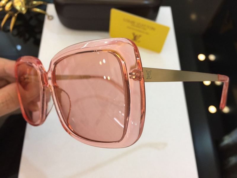 LV Sunglasses AAAA-021