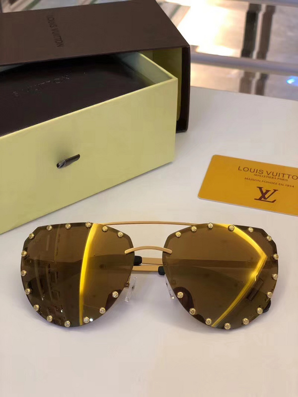 LV Sunglasses AAAA-053