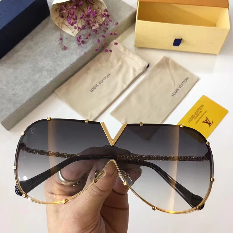 LV Sunglasses AAAA-074