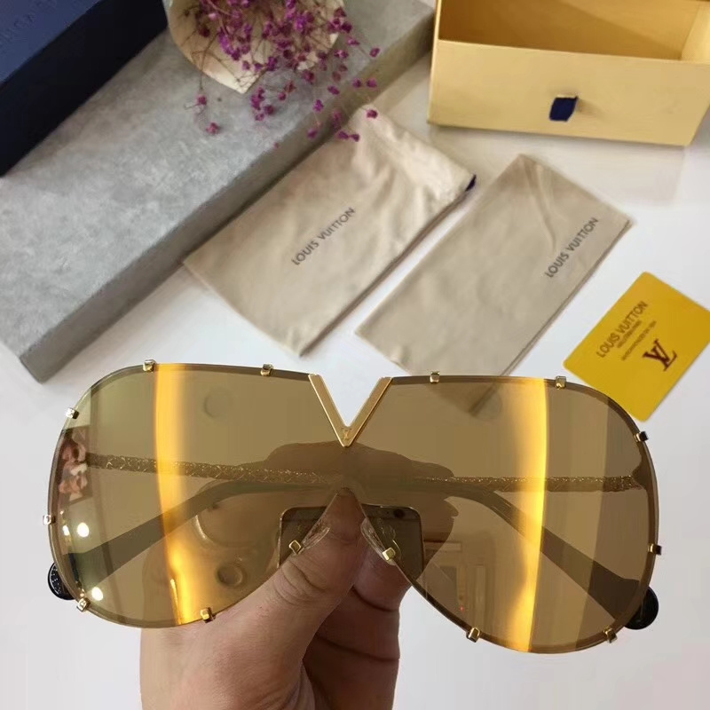 LV Sunglasses AAAA-086