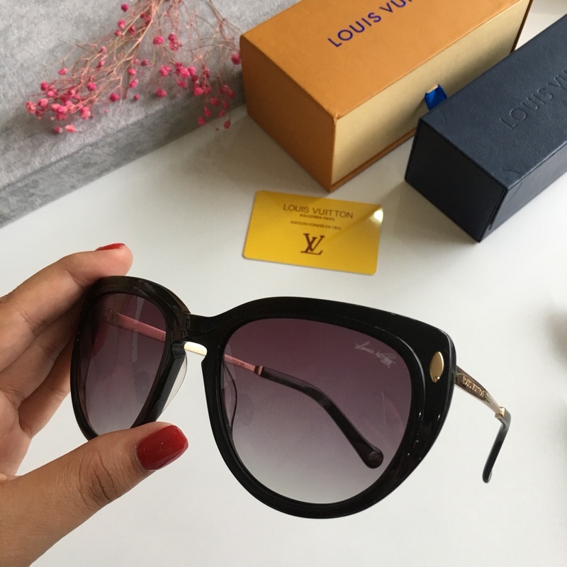 LV Sunglasses AAAA-105