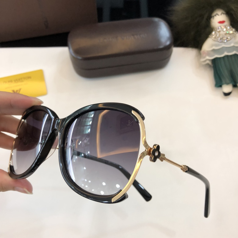 LV Sunglasses AAAA-114