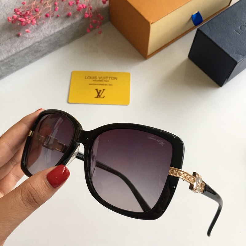 LV Sunglasses AAAA-122