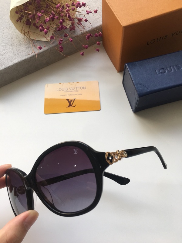 LV Sunglasses AAAA-134