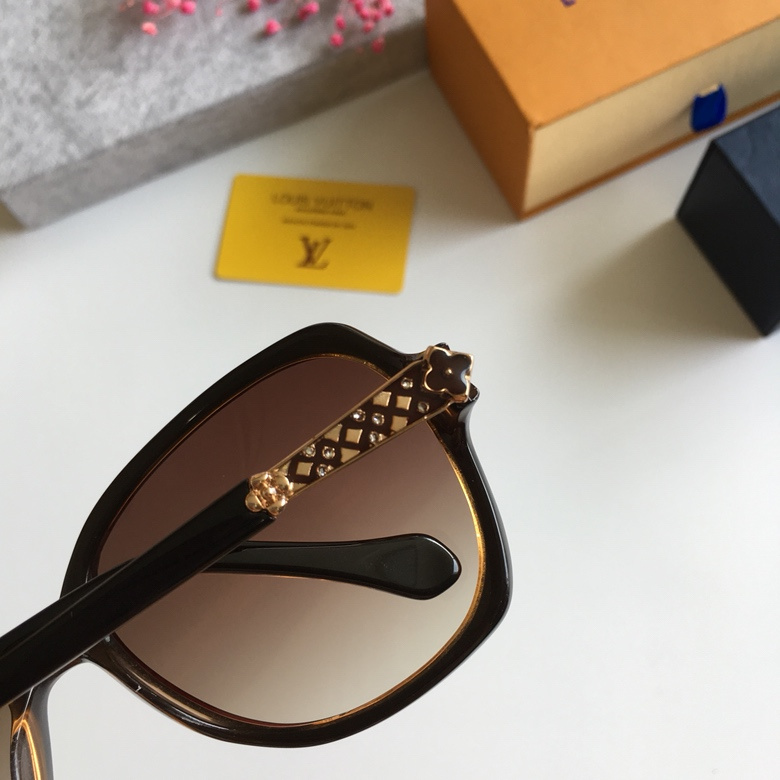 LV Sunglasses AAAA-152