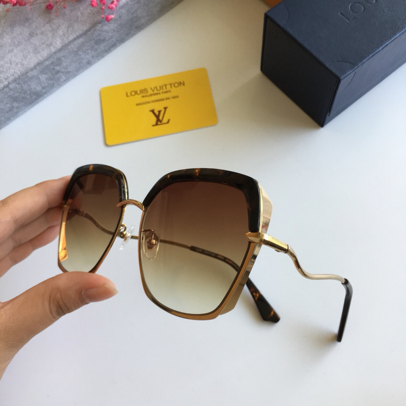 LV Sunglasses AAAA-154