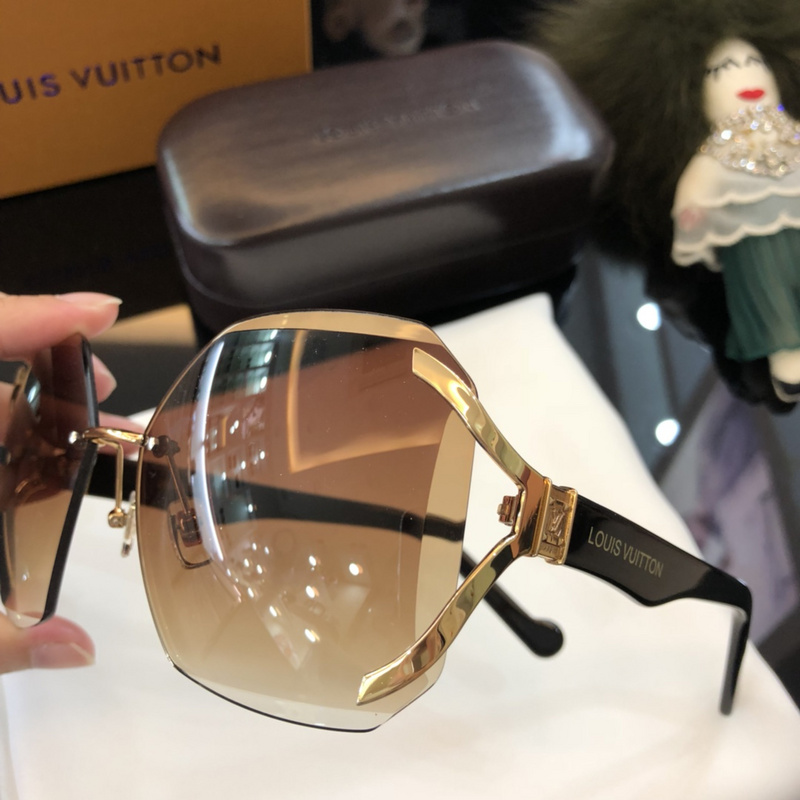 LV Sunglasses AAAA-167