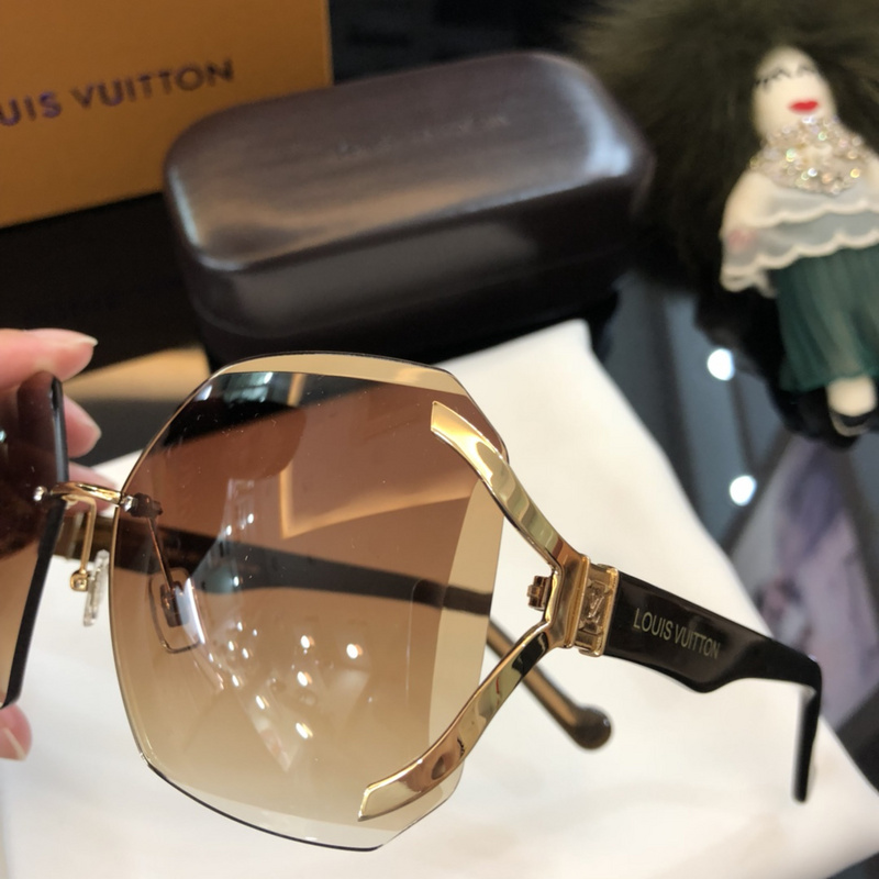 LV Sunglasses AAAA-169