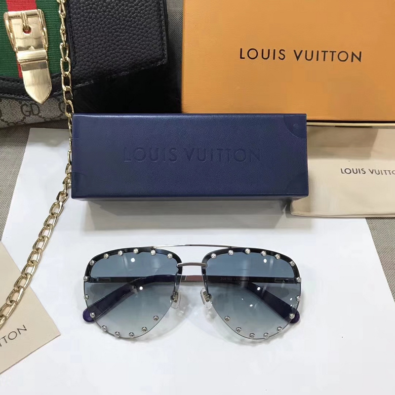 LV Sunglasses AAAA-194