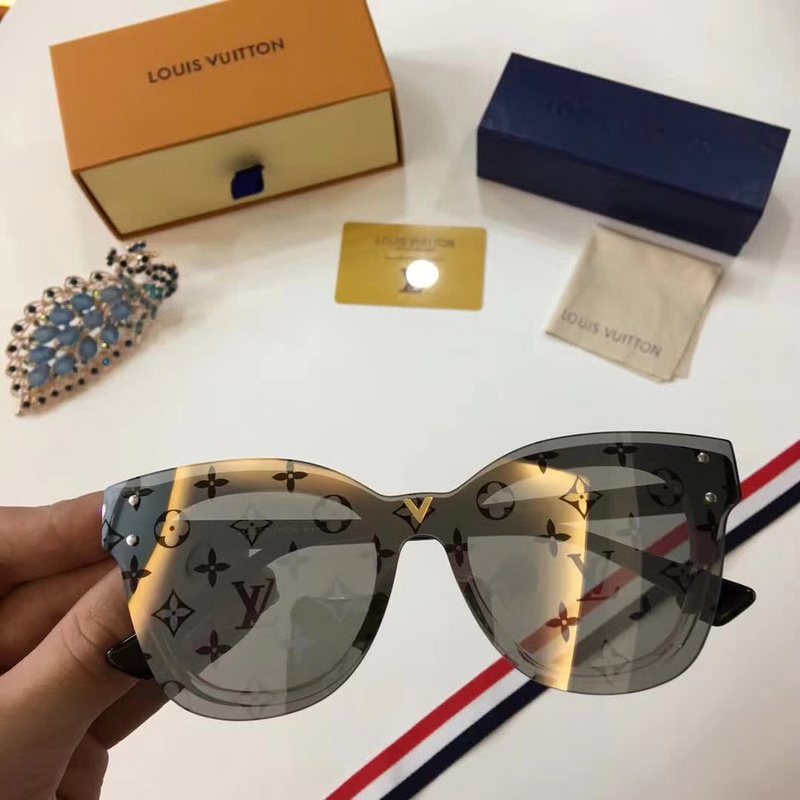 LV Sunglasses AAAA-210