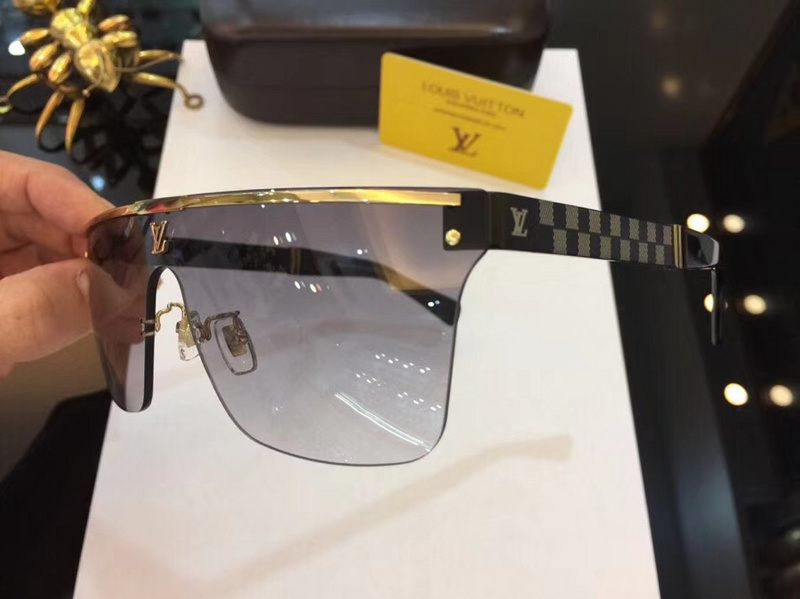 LV Sunglasses AAAA-219