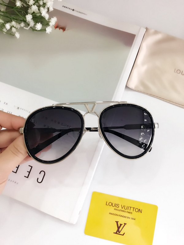 LV Sunglasses AAAA-253