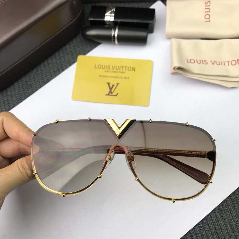 LV Sunglasses AAAA-292