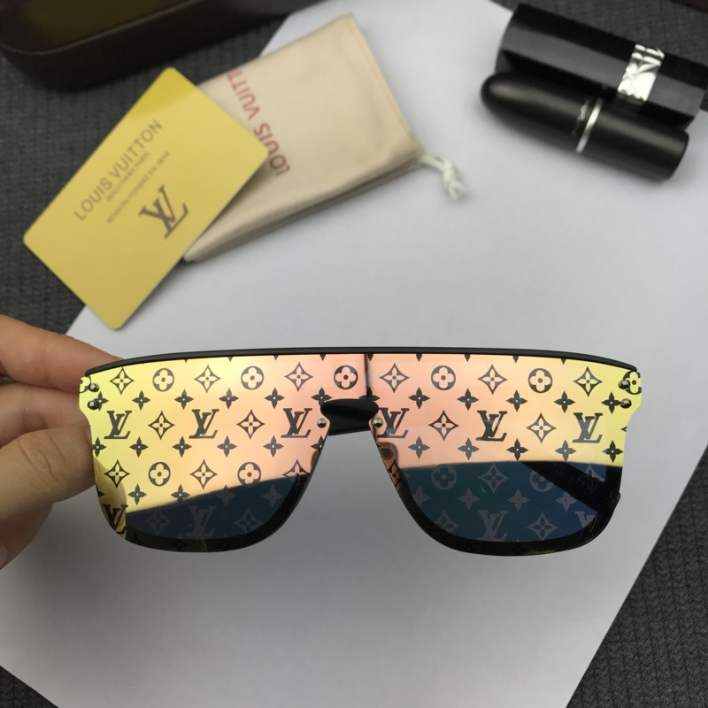 LV Sunglasses AAAA-303