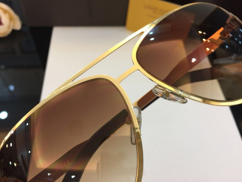 LV Sunglasses AAAA-312