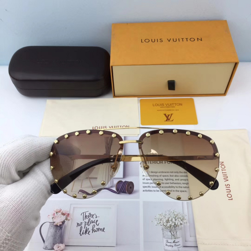 LV Sunglasses AAAA-318