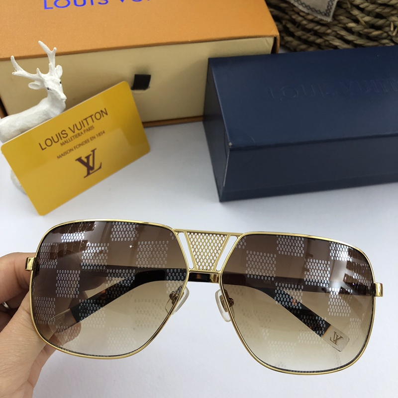 LV Sunglasses AAAA-332