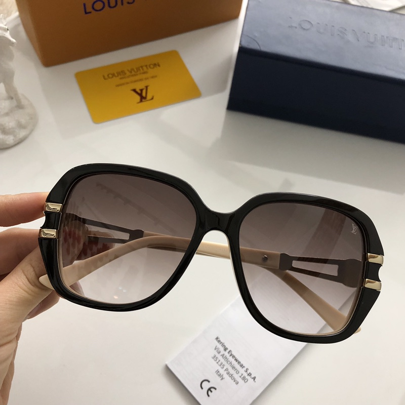 LV Sunglasses AAAA-400