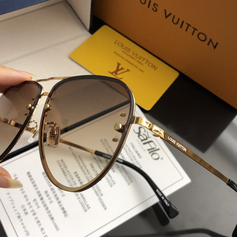 LV Sunglasses AAAA-480