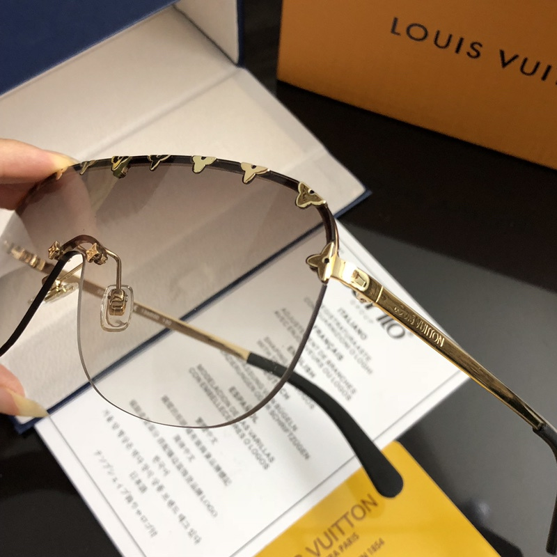 LV Sunglasses AAAA-501