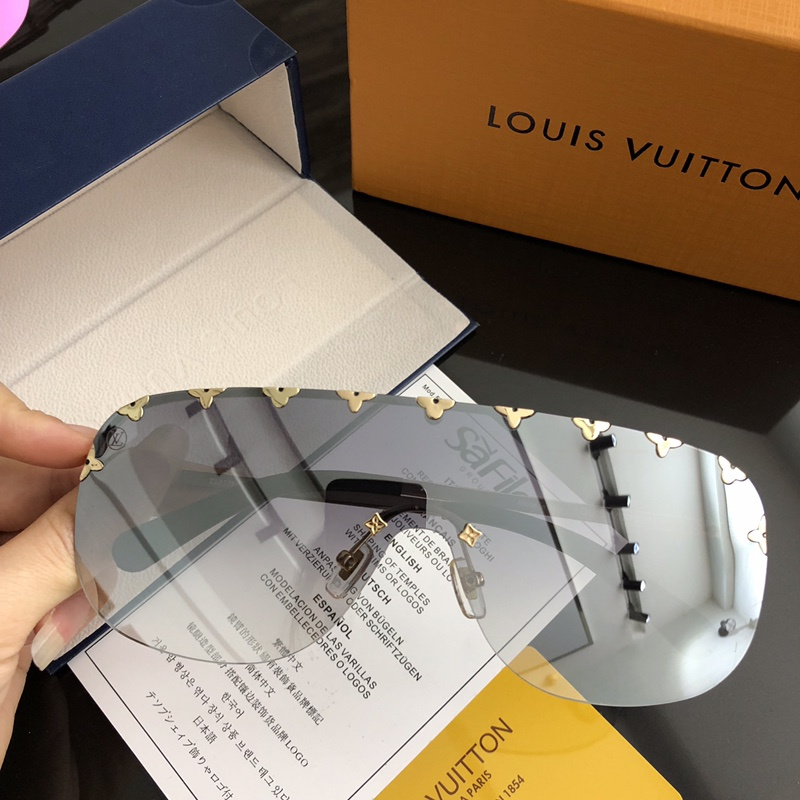 LV Sunglasses AAAA-503