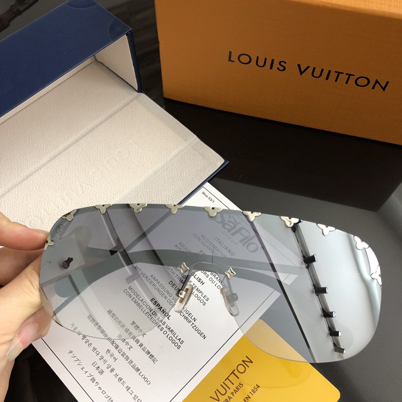 LV Sunglasses AAAA-506