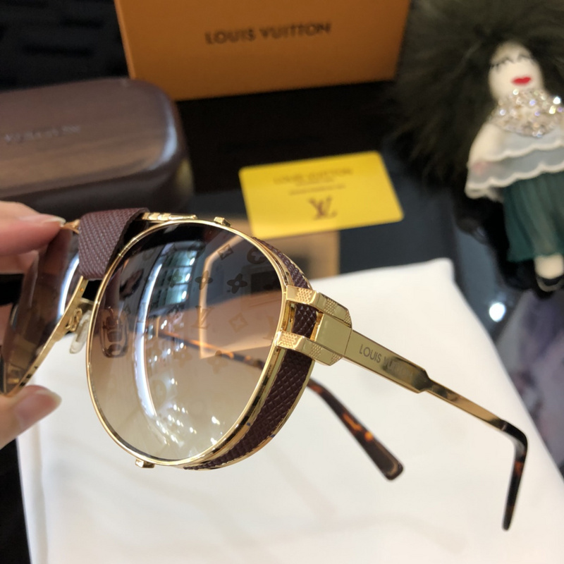 LV Sunglasses AAAA-517