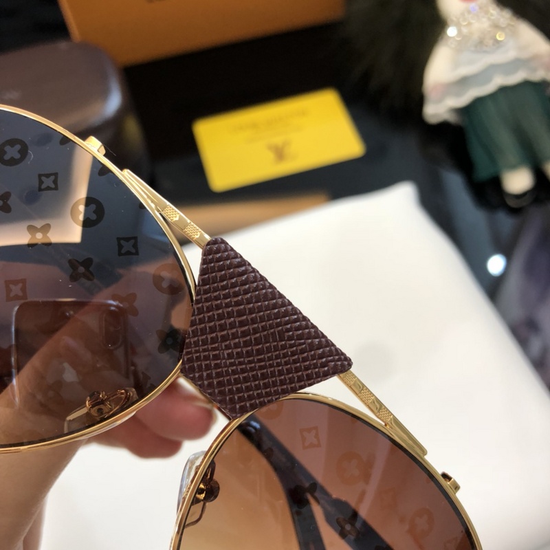 LV Sunglasses AAAA-525