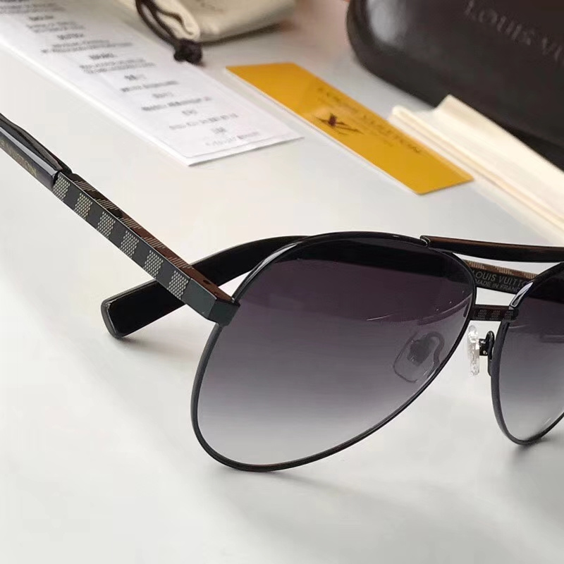 LV Sunglasses AAAA-533