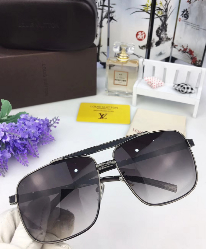 LV Sunglasses AAAA-557