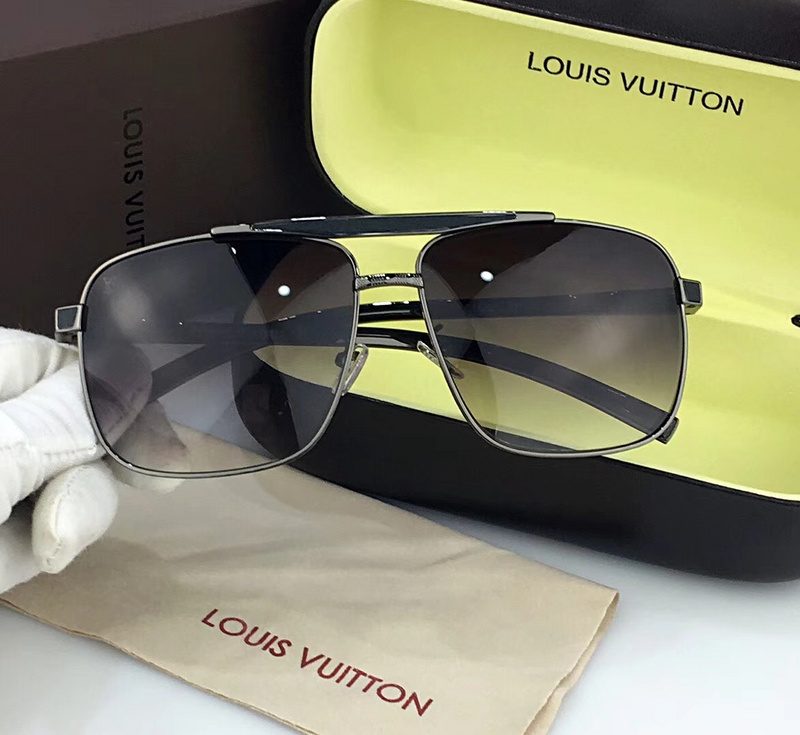 LV Sunglasses AAAA-558