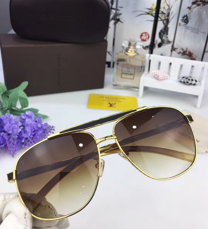 LV Sunglasses AAAA-575