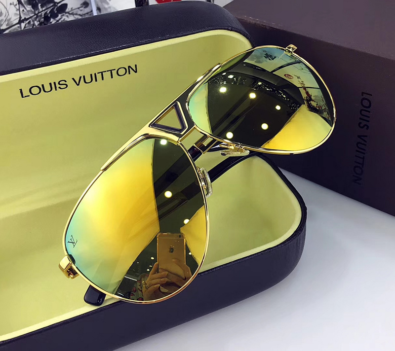 LV Sunglasses AAAA-605