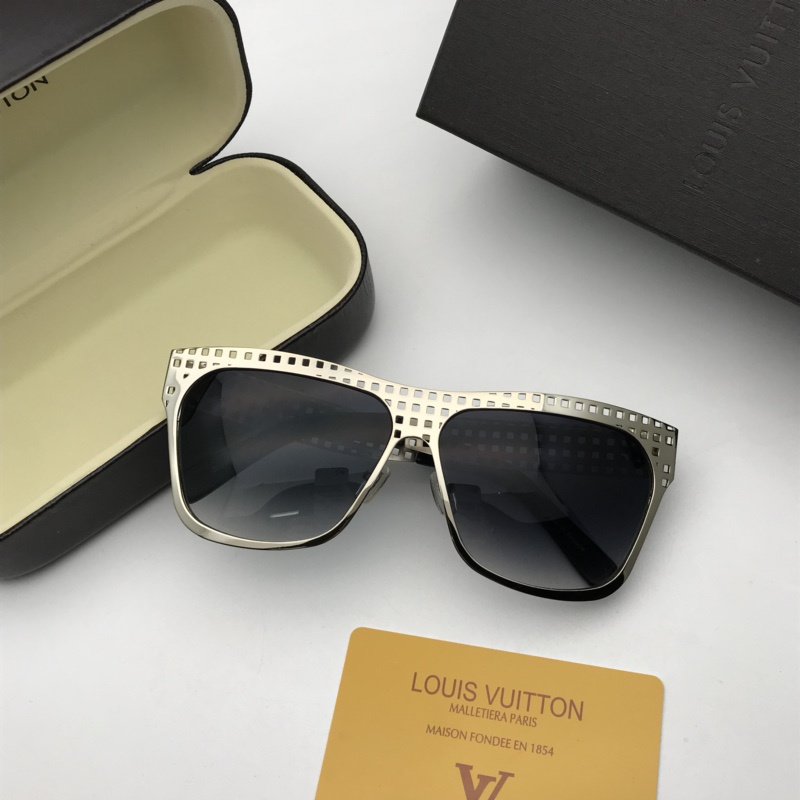 LV Sunglasses AAAA-642