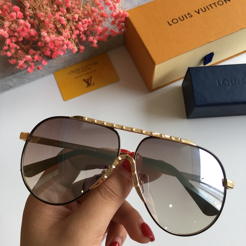 LV Sunglasses AAAA-709