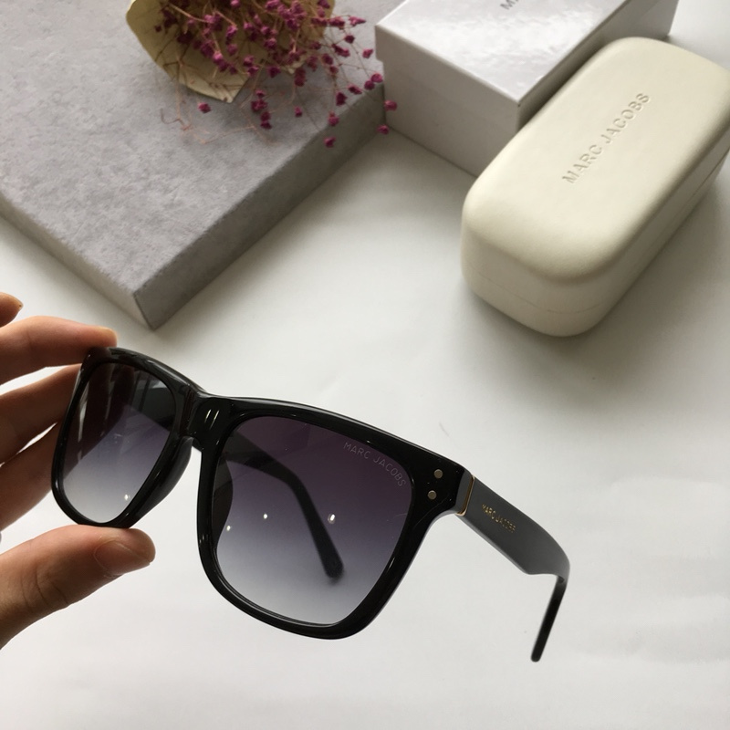 Marc Jacobs Sunglasses AAAA-033